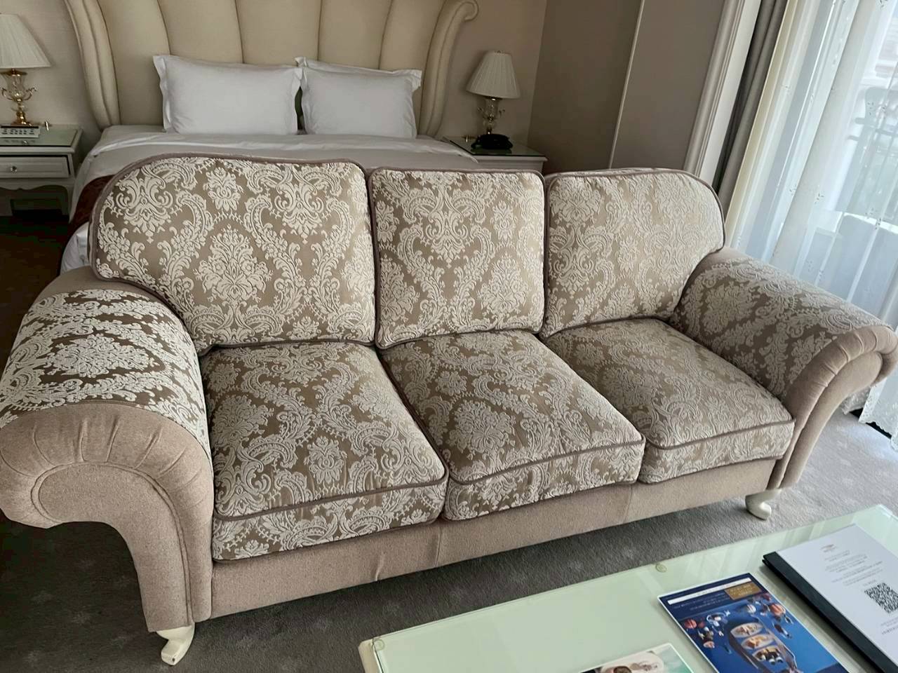 ラスイート　ウレタンボリュームUP　ソファ製作事例ご覧ください。